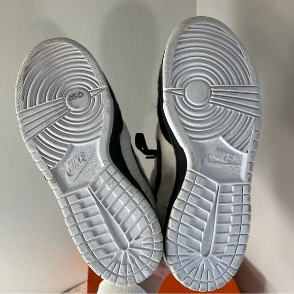 Rare Nike panda fur shoes - Picture 11 of 13